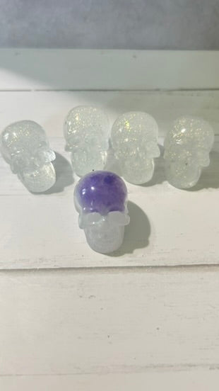 Clear Glitter Tiny Skulls