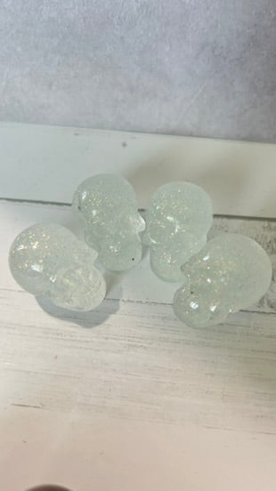 Clear Glitter Tiny Skulls